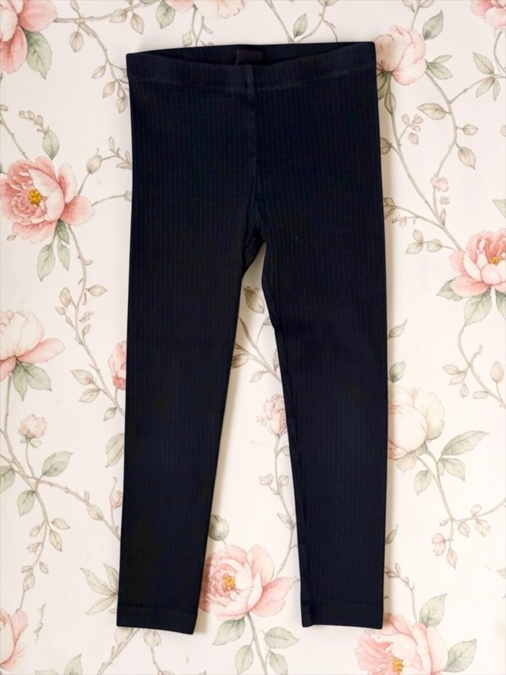 Tea Collection Girls Black Ribbed High‑Stretch Leggings • Size 5 • EUC